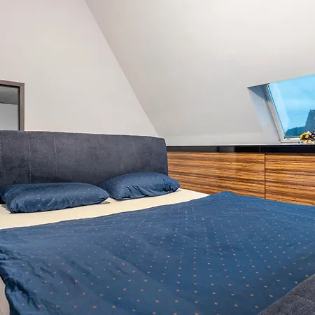 Luxury Lounge 150 * Backnang